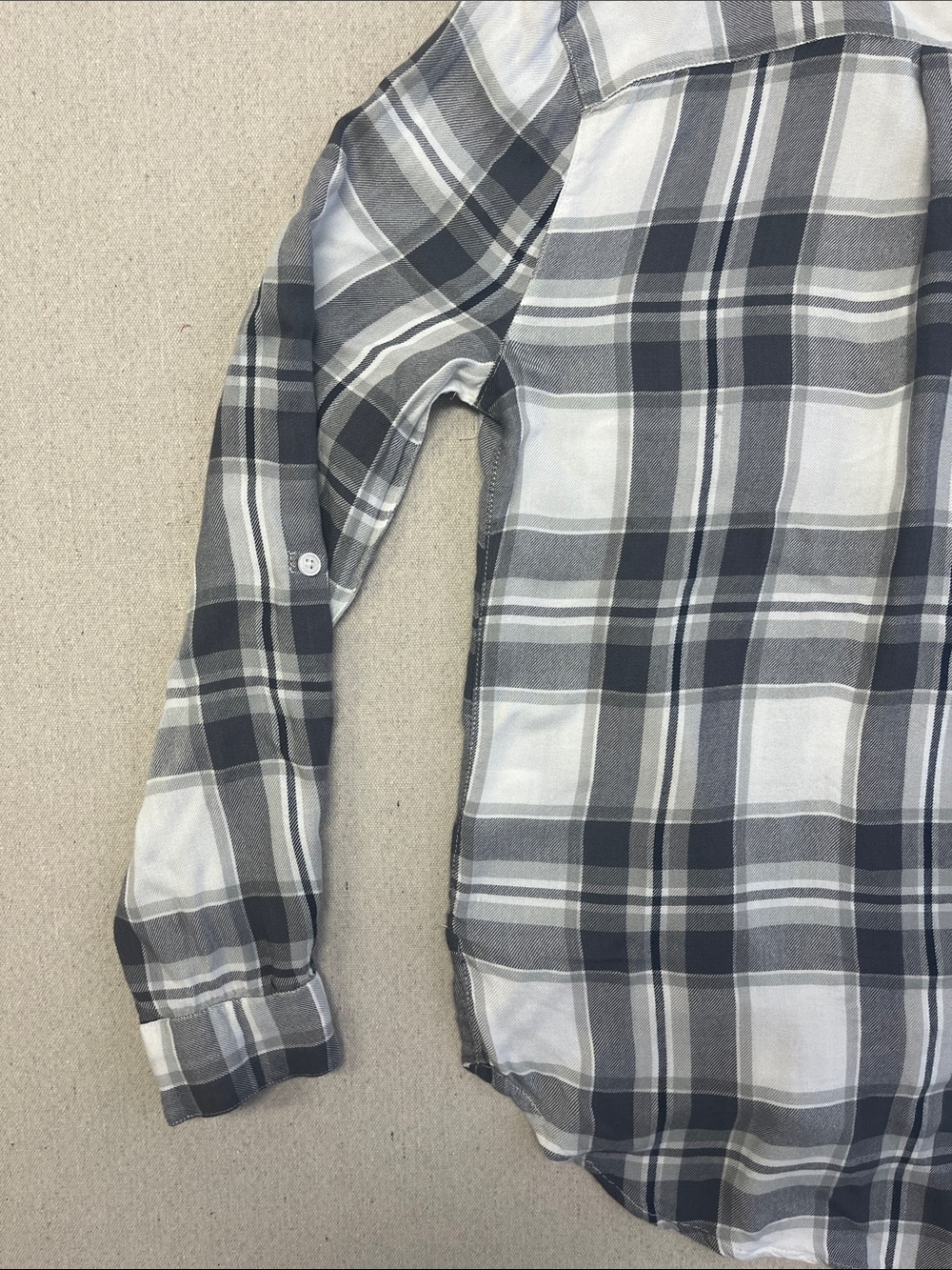 ALYA Womens Small Plaid Button Down Shirt Gray White Rayon Roll Tab Sleeve - Picture 13 of 15
